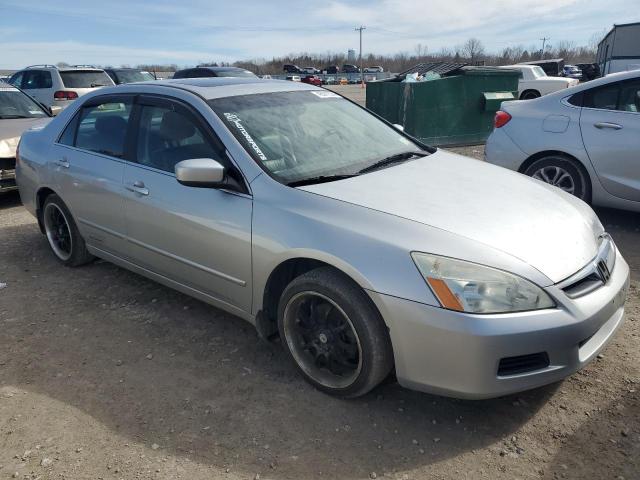 1HGCM66506A013410 - 2006 HONDA ACCORD EX SILVER photo 4