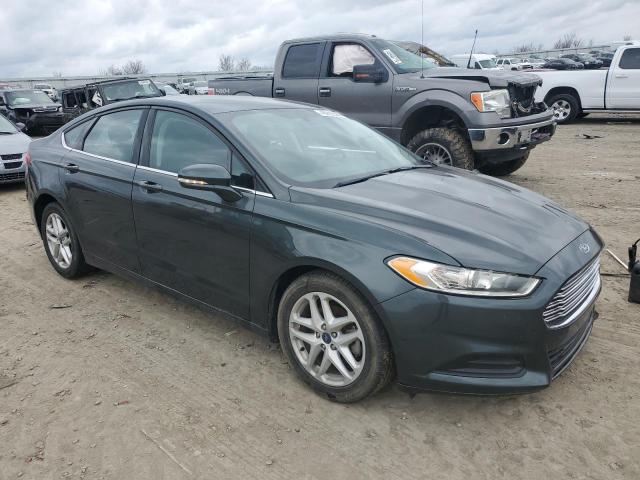 1FA6P0H74F5123471 - 2015 FORD FUSION SE GRAY photo 4