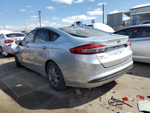 3FA6P0H74HR382462 - 2017 FORD FUSION SE SILVER photo 2