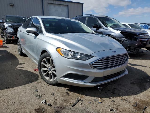 3FA6P0H74HR382462 - 2017 FORD FUSION SE SILVER photo 4