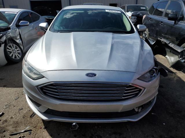 3FA6P0H74HR382462 - 2017 FORD FUSION SE SILVER photo 5