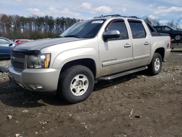 3GNFK123X7G293582 - 2007 CHEVROLET AVALANCHE K1500 SILVER photo 1