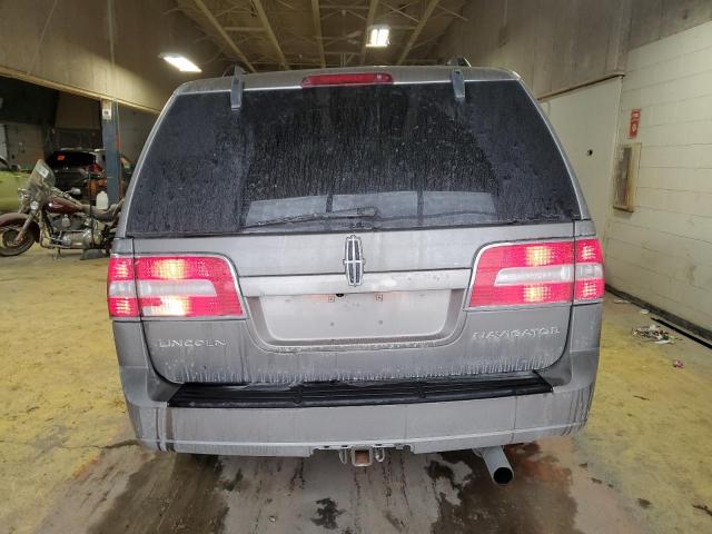 5LMFU28548LJ19036 - 2008 LINCOLN NAVIGATOR SILVER photo 6