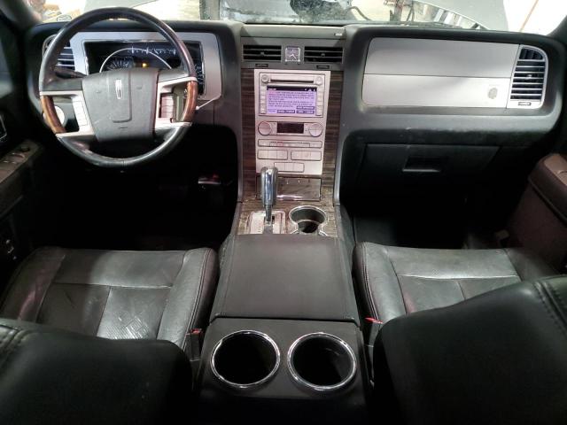 5LMFU28548LJ19036 - 2008 LINCOLN NAVIGATOR SILVER photo 8