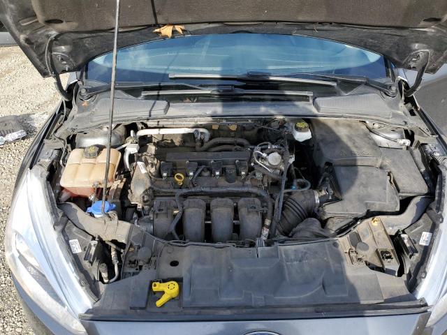 1FADP3F23JL251057 - 2018 FORD FOCUS SE GRAY photo 11