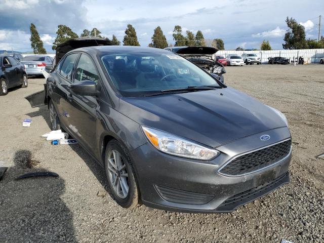 1FADP3F23JL251057 - 2018 FORD FOCUS SE GRAY photo 4