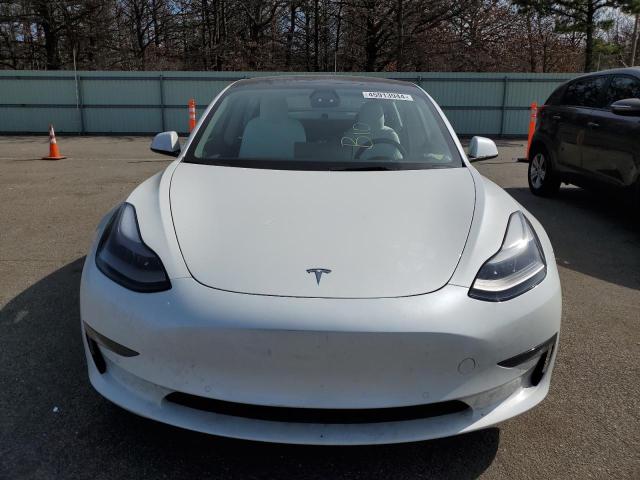 5YJ3E1EB0NF155087 - 2022 TESLA MODEL 3 WHITE photo 5