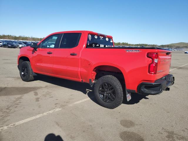 1GCPYCEF2LZ187683 - 2020 CHEVROLET SILVERADO K1500 TRAIL BOSS CUSTOM RED photo 2