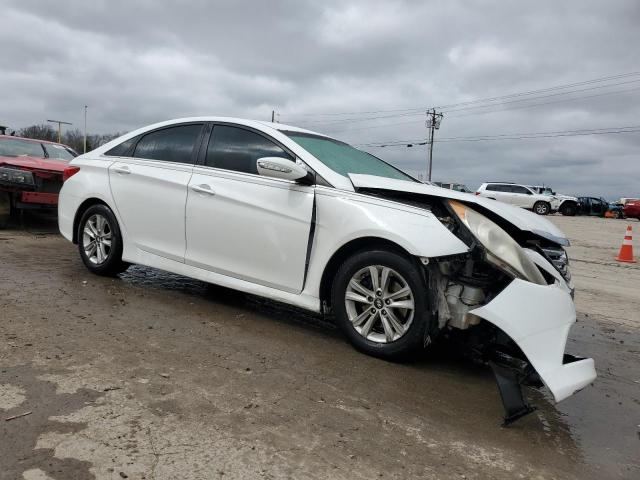 5NPEB4AC6EH832646 - 2014 HYUNDAI SONATA GLS WHITE photo 4