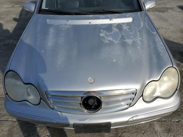 WDBRF61J43A492450 - 2003 MERCEDES-BENZ C 240 SILVER photo 11