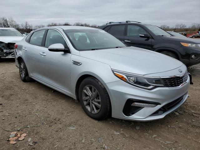 5XXGT4L32LG428982 - 2020 KIA OPTIMA LX SILVER photo 4