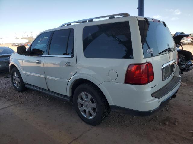 5LMFU28546LJ18448 - 2006 LINCOLN NAVIGATOR WHITE photo 2