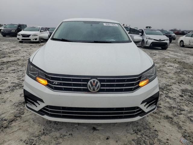 1VWDT7A33HC028084 - 2017 VOLKSWAGEN PASSAT R-LINE თეთრი ფოტო 5