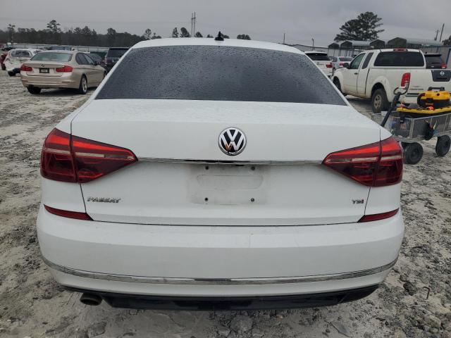 1VWDT7A33HC028084 - 2017 VOLKSWAGEN PASSAT R-LINE თეთრი ფოტო 6