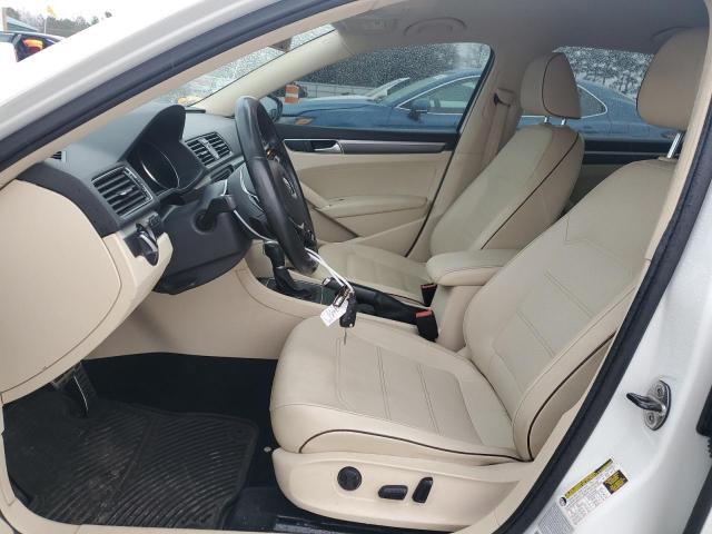 1VWDT7A33HC028084 - 2017 VOLKSWAGEN PASSAT R-LINE თეთრი ფოტო 7