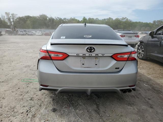 4T1G11AK4LU400542 - 2020 TOYOTA CAMRY SE SILVER photo 6