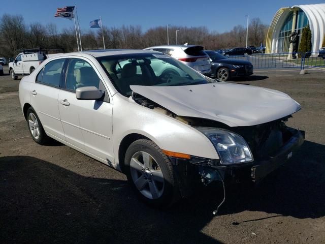 3FAHP07199R143772 - 2009 FORD FUSION SE WHITE photo 4