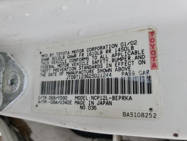 JTDBT123625021244 - 2002 TOYOTA ECHO WHITE photo 12