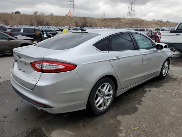 3FA6P0HD5FR118542 - 2015 FORD FUSION SE SILVER photo 3