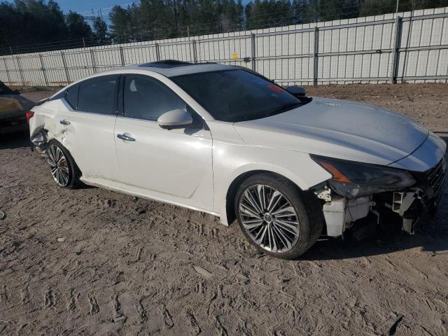 1N4BL4EV3PN303692 - 2023 NISSAN ALTIMA SL WHITE photo 4