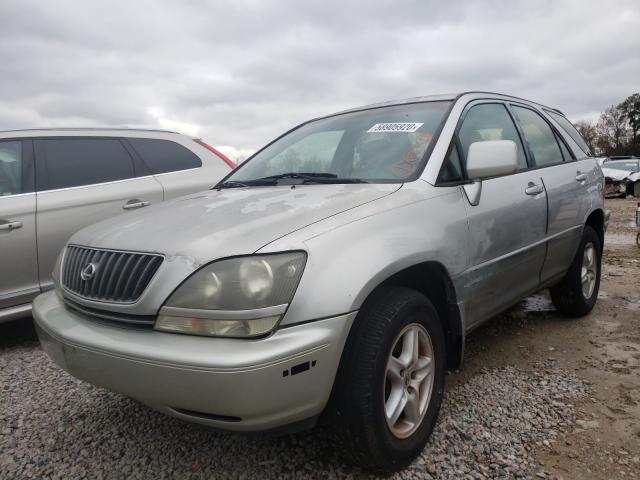 JT6HF10U2X0083720 - 1999 LEXUS RX 300 SILVER photo 2