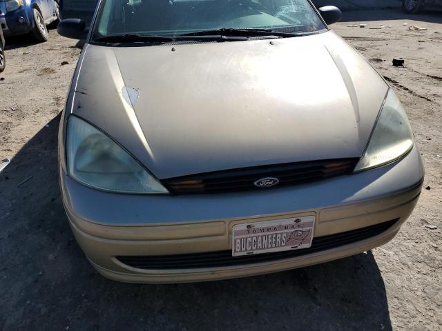 1FAFP33P72W120416 - 2002 FORD FOCUS LX GOLD photo 11