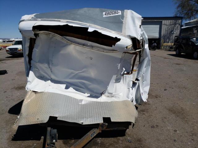 16HCB12254A010090 - 2004 CARGO TRAILER WHITE photo 9