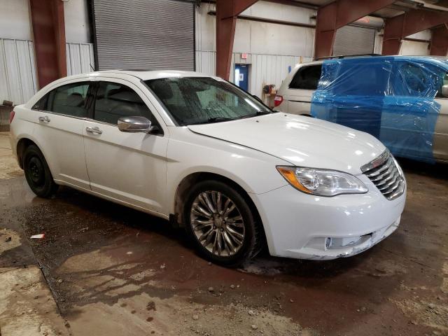 1C3CCBCGXCN295161 - 2012 CHRYSLER 200 LIMITED WHITE photo 4