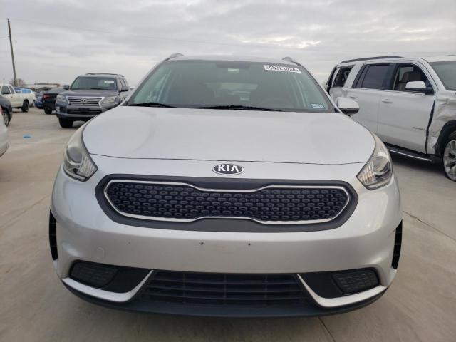 KNDCB3LC3H5067270 - 2017 KIA NIRO FE SILVER photo 5