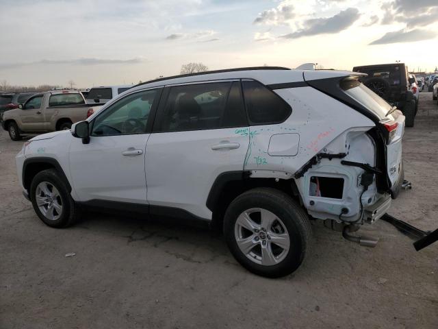 2T3P1RFV8MC191270 - 2021 TOYOTA RAV4 XLE WHITE photo 2