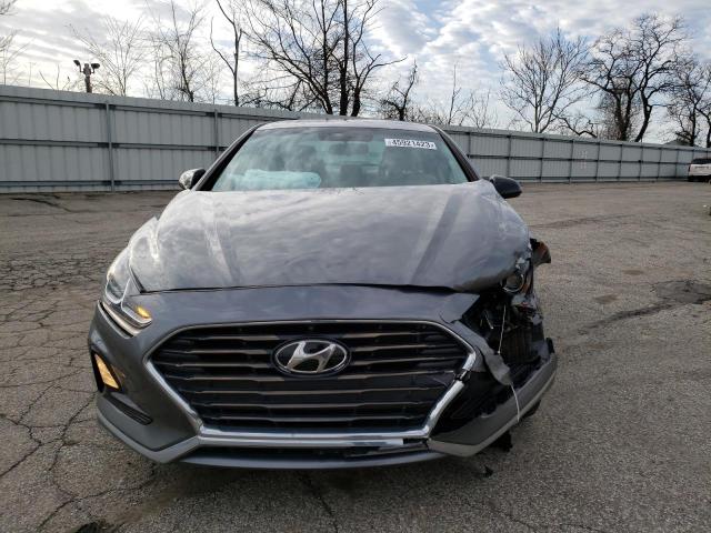 5NPE24AF0KH742446 - 2019 HYUNDAI SONATA SE GRAY photo 5