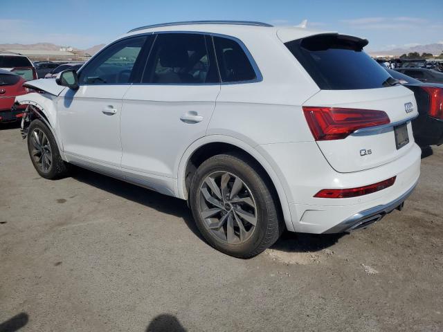 WA1EAAFY4N2105460 - 2022 AUDI Q5 PREMIUM PLUS 45 WHITE photo 2