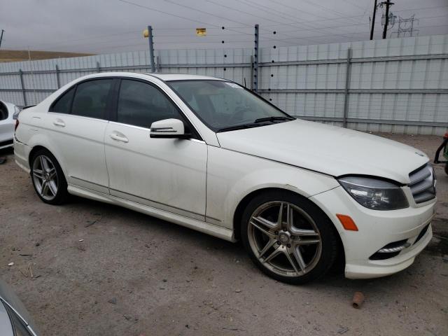 WDDGF8BB2BR155051 - 2011 MERCEDES-BENZ C 300 4MATIC WHITE photo 4