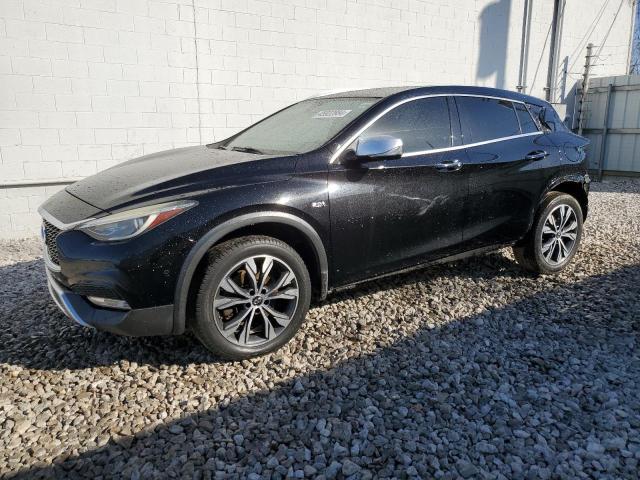 SJKCH5CR0HA020135 - 2017 INFINITI QX30 BASE BLACK photo 1