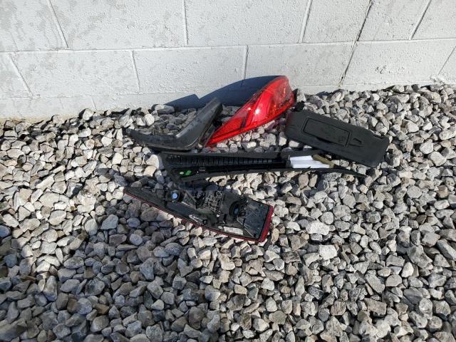 SJKCH5CR0HA020135 - 2017 INFINITI QX30 BASE BLACK photo 12