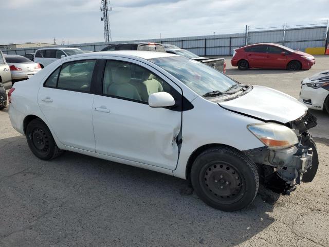 JTDBT4K34A1366960 - 2010 TOYOTA YARIS WHITE photo 4