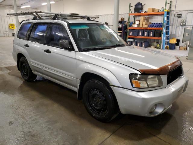 JF1SG65674H757771 - 2004 SUBARU FORESTER 2.5XS SILVER photo 4