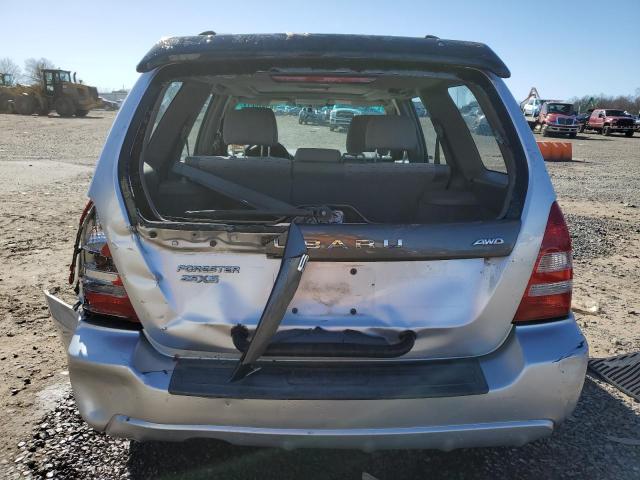 JF1SG656X4H755125 - 2004 SUBARU FORESTER 2.5XS Серебристый фото 6