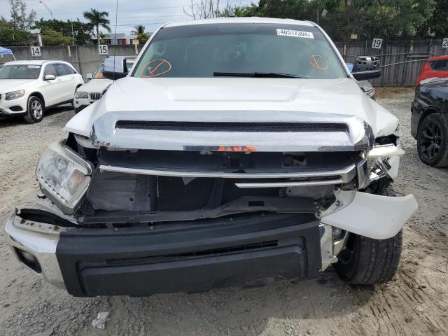 5TFRM5F18GX096129 - 2016 TOYOTA TUNDRA DOUBLE CAB SR/SR5 WHITE photo 5