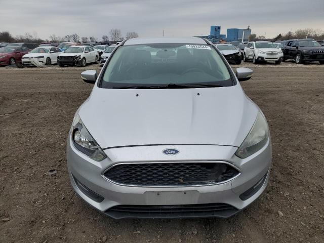 1FADP3F23GL332245 - 2016 FORD FOCUS SE SILVER photo 5