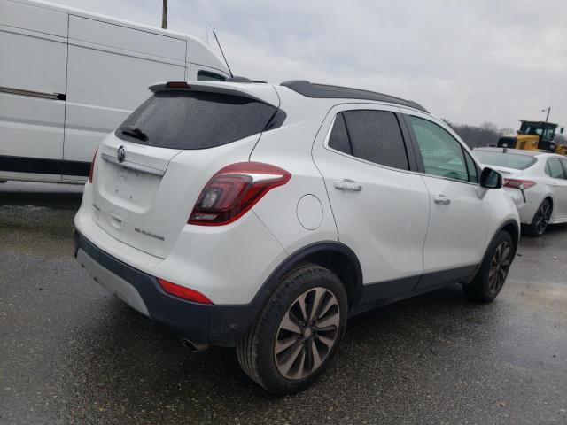 KL4CJBSB1JB538842 - 2018 BUICK ENCORE PREFERRED II WHITE photo 3