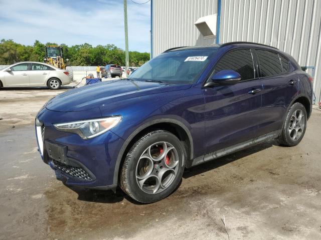 ZASFAKPNXJ7B98882 - 2018 ALFA ROMEO STELVIO SPORT Blau Foto 1