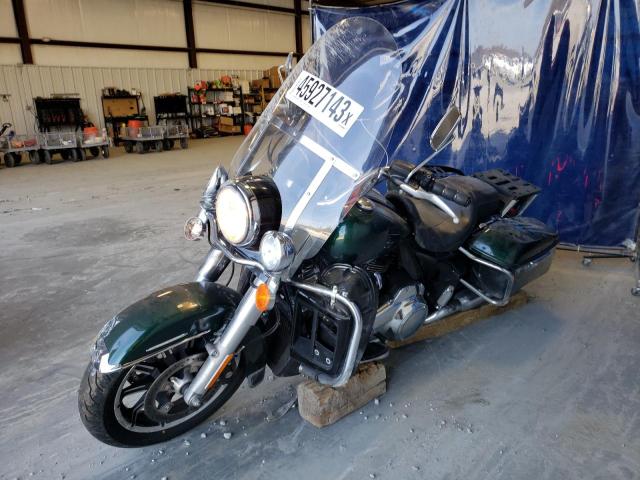 1HD1FHC19JB652593 - 2018 HARLEY-DAVIDSON FLHP POLICE ROAD KING GREEN photo 2