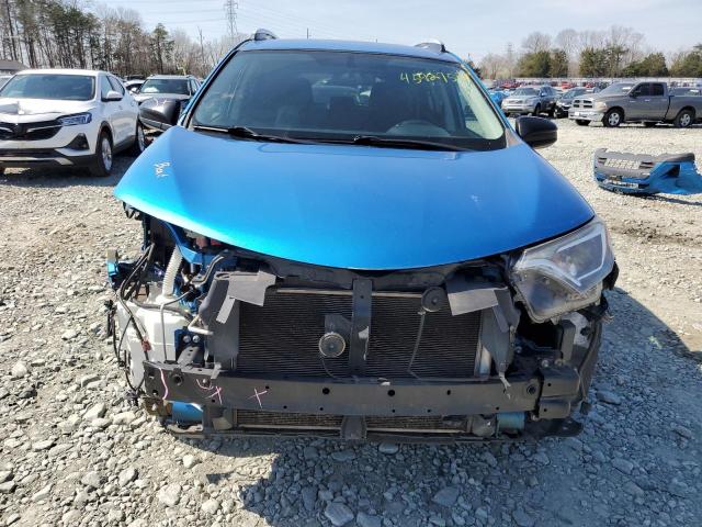 2T3BFREVXGW528540 - 2016 TOYOTA RAV4 LE BLUE photo 5