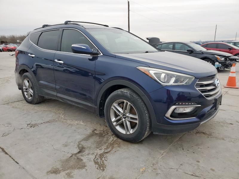 5XYZU3LB5JG507711 - 2018 HYUNDAI SANTA FE S BLUE photo 4
