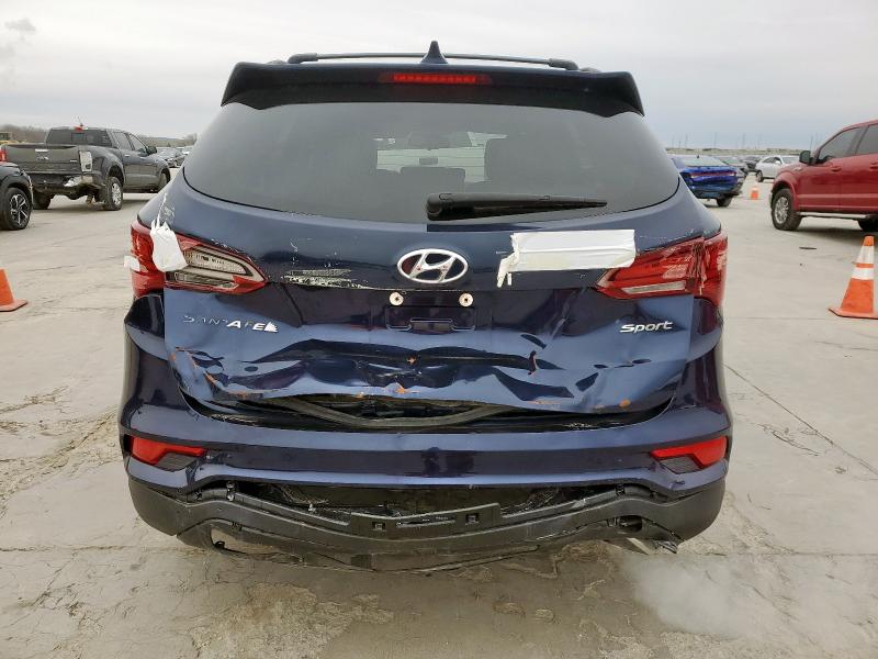 5XYZU3LB5JG507711 - 2018 HYUNDAI SANTA FE S BLUE photo 6