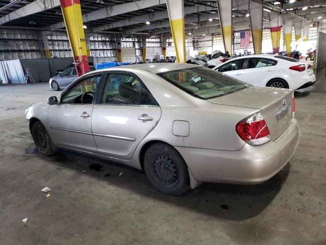 JTDBE32K353026348 - 2005 TOYOTA CAMRY LE TAN photo 2