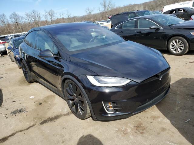 5YJXCBE4XGF003061 - 2016 TESLA MODEL X BLACK photo 4