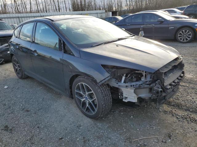 1FADP3K21FL222301 - 2015 FORD FOCUS SE BLACK photo 4