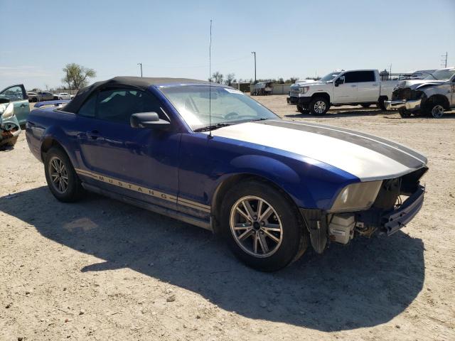 1ZVFT84N055258614 - 2005 FORD MUSTANG BLUE photo 4